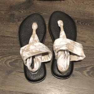 Sanyo Yoga Mat Shoes, tan/white tye dye, size 8